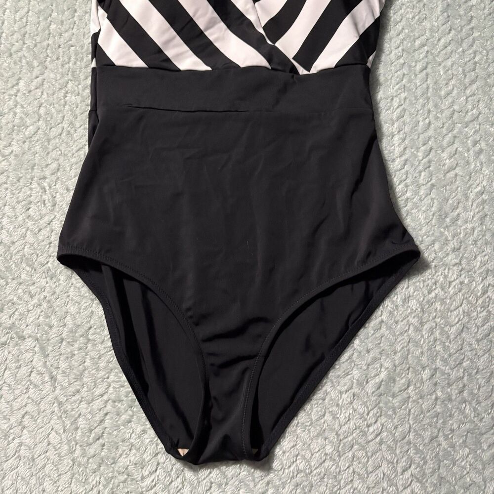 Pour Moi Womens 8 One Piece Swimsuit Black White Stripe V-Neck Tummy Control 12 - Picture 10 of 11